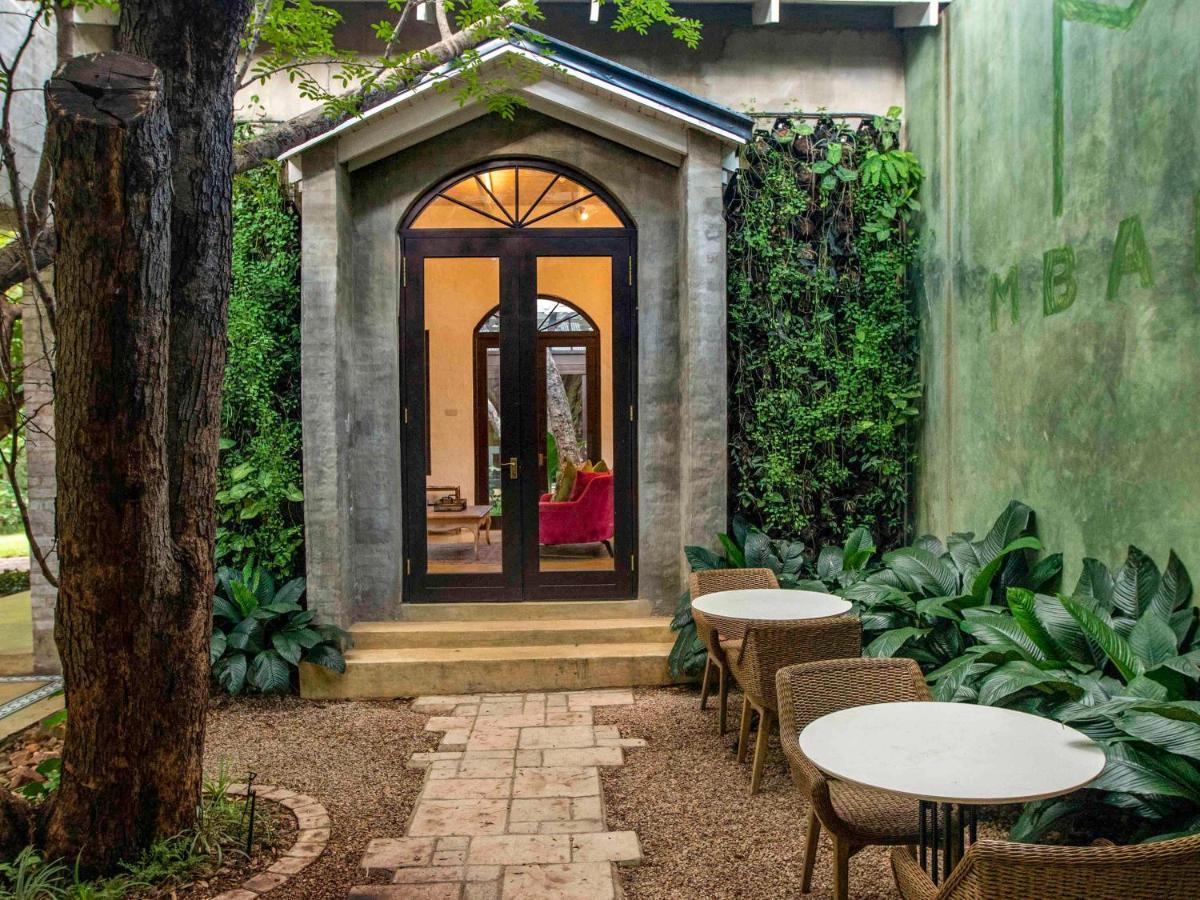 Mbano Manor Hotel Victoria Falls Dış mekan fotoğraf