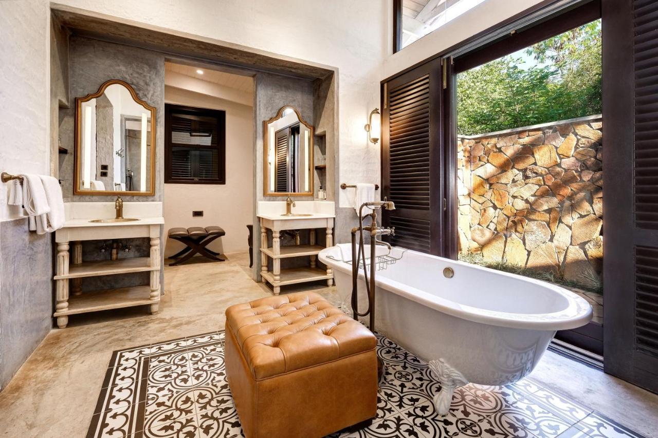 Mbano Manor Hotel Victoria Falls Dış mekan fotoğraf