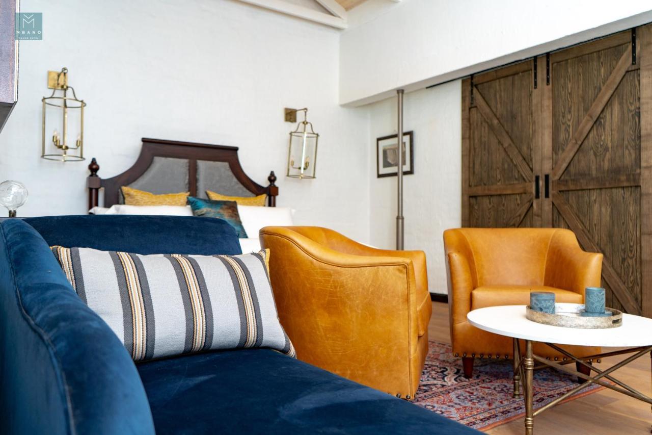 Mbano Manor Hotel Victoria Falls Dış mekan fotoğraf